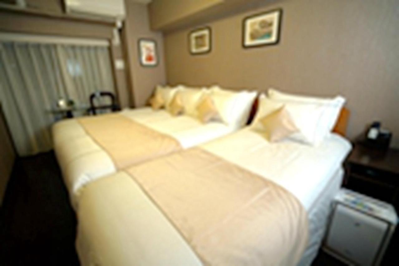 Le Tour Hotel Akihabara Ekimae 楽途ホテル秋葉原駅前店 Tokio Exterior foto